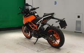 KTM 390 DUKE 2018 JPJ40