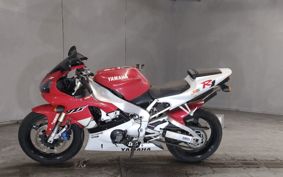 YAMAHA YZF-R1 195カ