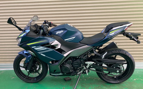 KAWASAKI NINJA 2022 EX400G