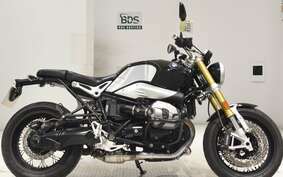 BMW R NINE T 2019 0J01