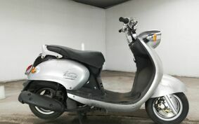 YAMAHA VINO 125 SE24