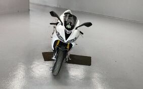 TRIUMPH DAYTONA 675 R 2015 TA14FA