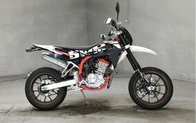 SWM  SM125R B201