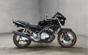 SUZUKI GSX250FX ZR250C