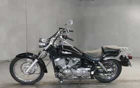 YAMAHA DRAGSTAR 125 VE01