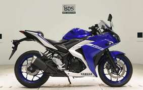 YAMAHA YZF-R25 A RG10J