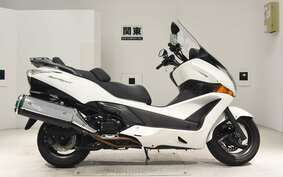 HONDA SILVER WING 400 GT Type 2015 NF03