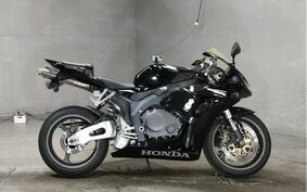 HONDA CBR1000RR 2007 SC57