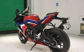 HONDA CBR1000RR R 2020 SC82