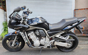 YAMAHA FZS1000 FAZER 2001 RN06