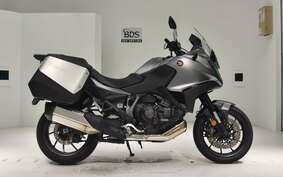 HONDA NT1100 2022 SC84