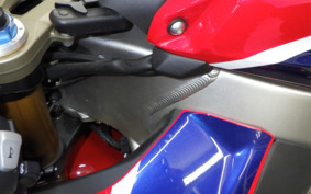 HONDA CBR1000RR GEN 3 SPECIAL 2017 SC77