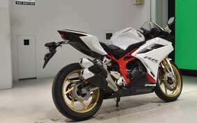 HONDA CBR250RR A MC51