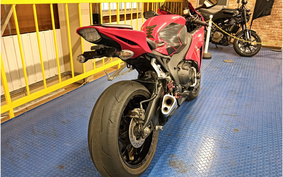 HONDA CBR1000RR 2014 SC59