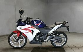 HONDA CBR250R MC41