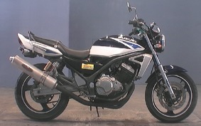 SUZUKI GSX250FX ZR250C