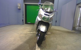 SUZUKI SKYWAVE 250 (Burgman 250) AN121