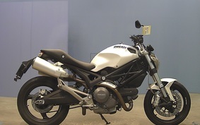 DUCATI MONSTER 696 M500A