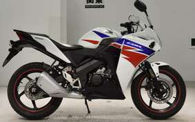 HONDA CBR125R JC50