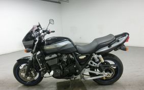 KAWASAKI ZRX1100 1999 ZRT10C