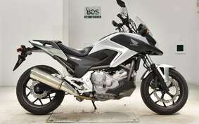 HONDA NC 700 X 2012 RC63