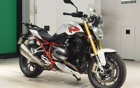 BMW R1200R 2015 0A04