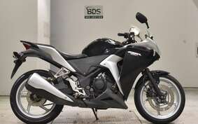 HONDA CBR250R GEN 3 MC41