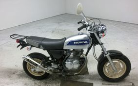 HONDA APE 100 HC07