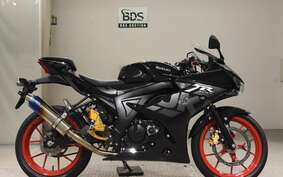 SUZUKI GSX-R125 DL33B