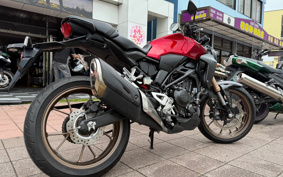 HONDA CB250R MC52