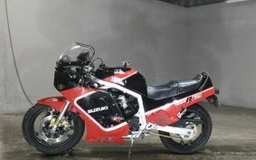 SUZUKI GSX-R750 1987 GR71G