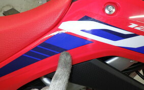 HONDA CRF125F JE03