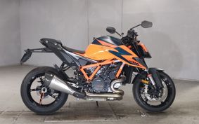 KTM 1290 SUPER  DUKE R V3940