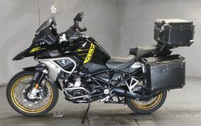 BMW R1250GS 2021 0M01