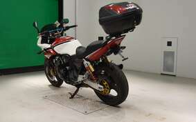 HONDA CB400 SUPER BOLDOR VTEC 2005 NC39