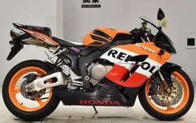 HONDA CBR1000RR 2005 SC57