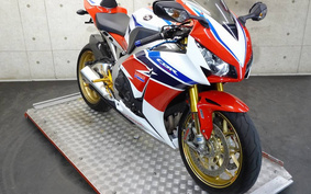 HONDA CBR1000RR 2015 SC59