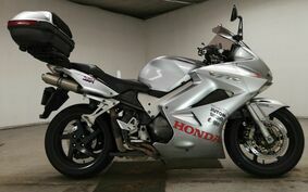 HONDA VFR800 2006 RC46