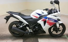 HONDA CBR250R Fi MC41