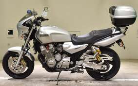 YAMAHA XJR1300 1999 RP01J