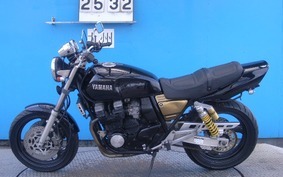 YAMAHA XJR400 1995 4HM