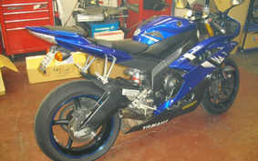 YAMAHA YZF-R6 2006 RJ12