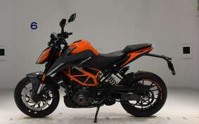 KTM 390 DUKE 2023