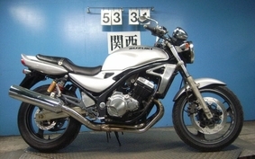 SUZUKI GSX250FX ZR250C