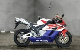 HONDA CBR1000RR 2004 SC57