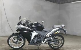 HONDA CBR250R MC41