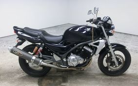 SUZUKI GSX250FX ZR250C