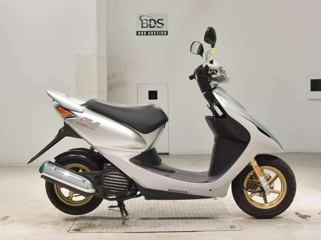 Honda dio z4