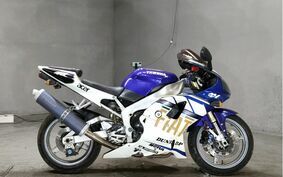 YAMAHA YZF-R1 2000 RN01