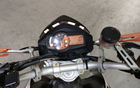 KTM 690 DUKE LDT40